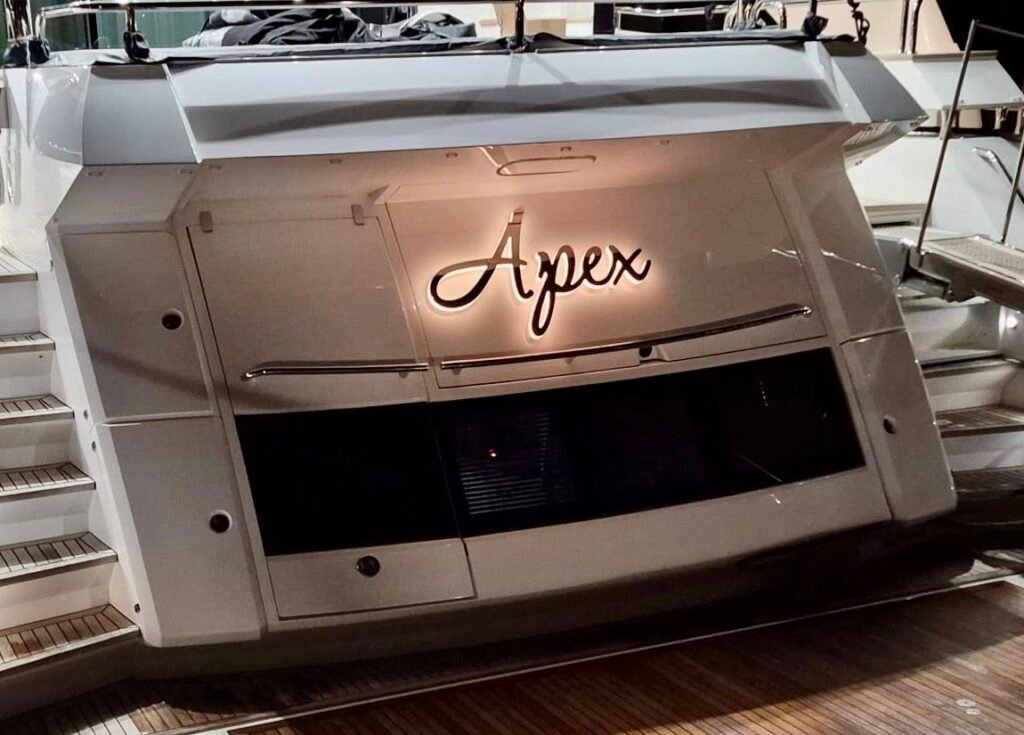 Boat illuminated sign